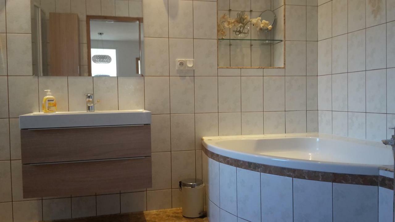 Gdynia Orlowo Honey Apartment מראה חיצוני תמונה